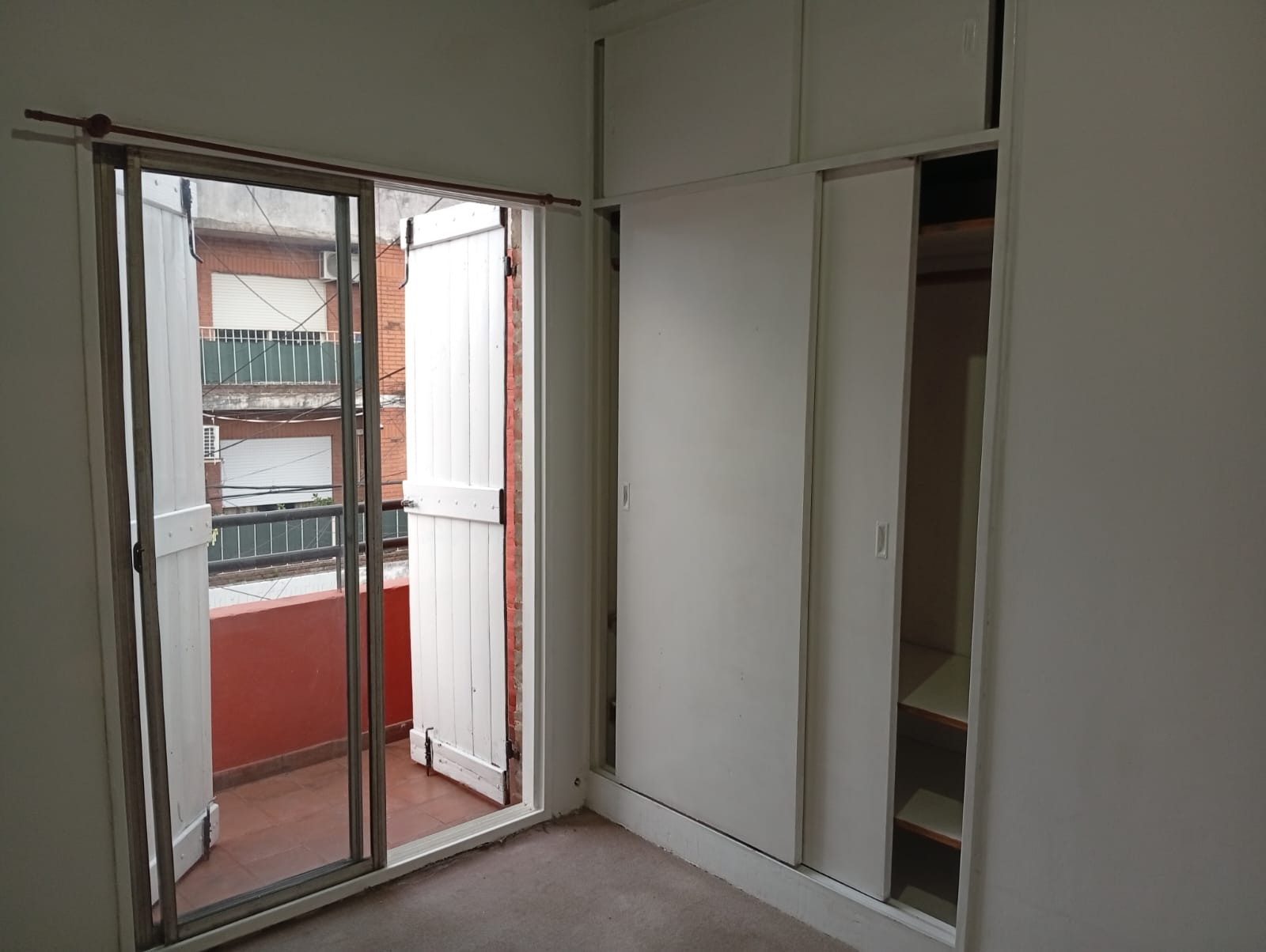 Dormitorio con Placard